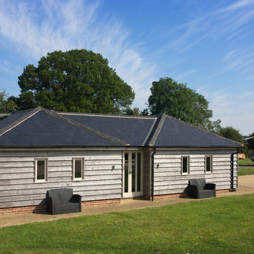 oak barn image